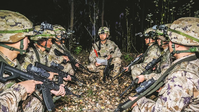 第78集團(tuán)軍某旅引導(dǎo)官兵以實(shí)事求是的態(tài)度投入各項(xiàng)工作